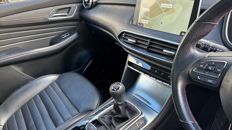 MG Hs 1.5 T-GDI Exclusive 5dr Petrol Hatchback